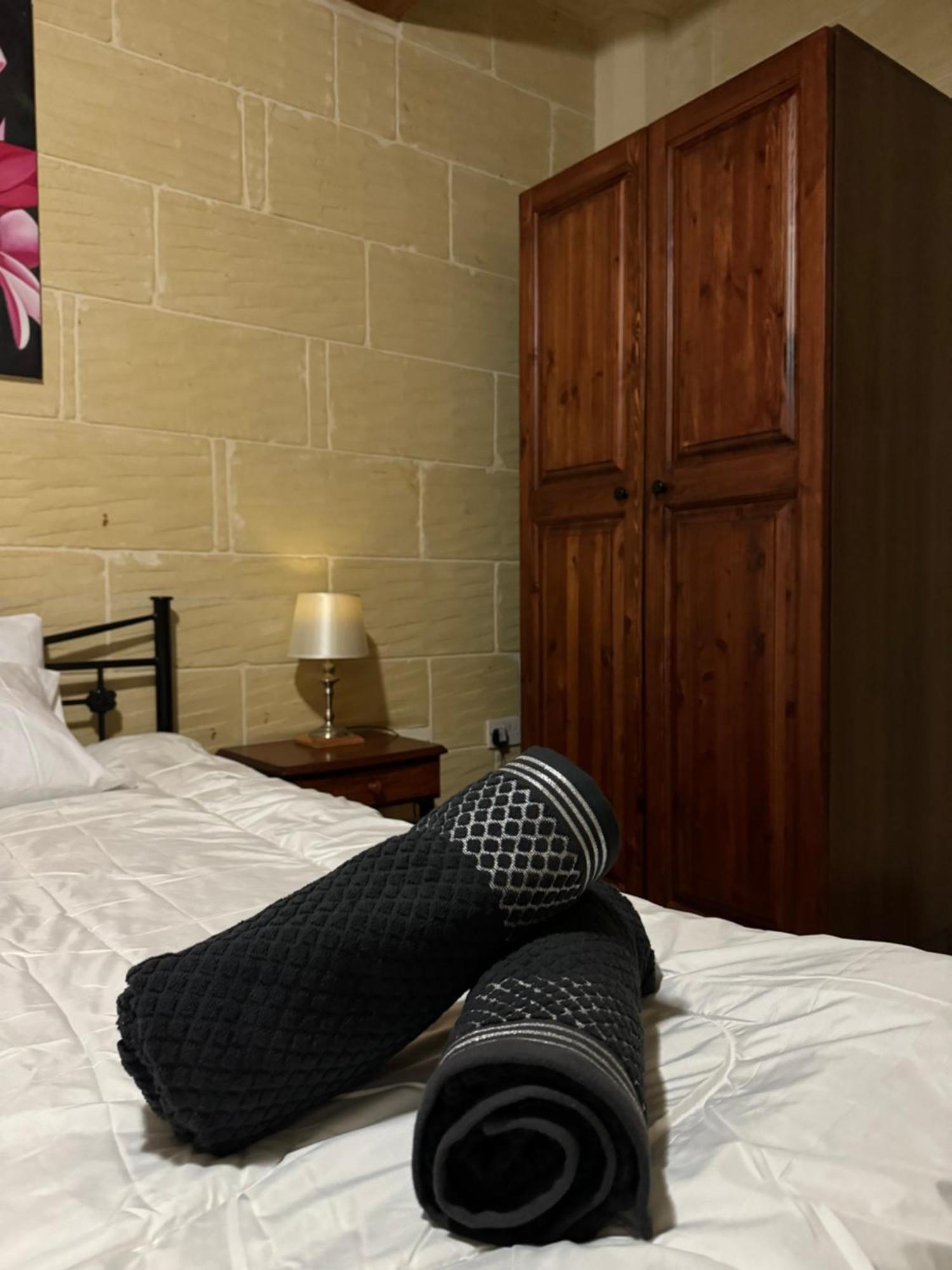 Tal-Bir Farmhouse Hotel Nadur Luaran gambar
