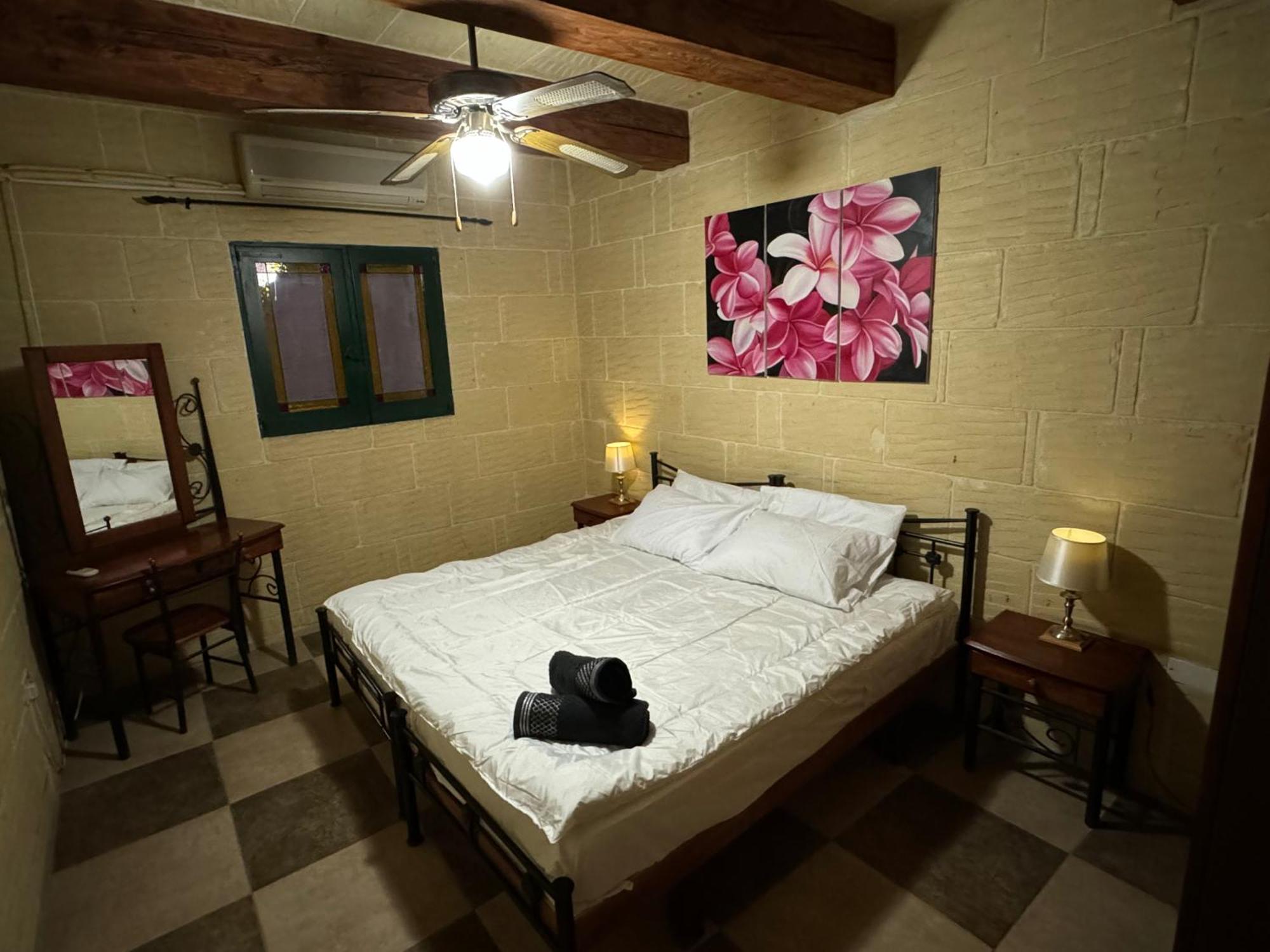 Tal-Bir Farmhouse Hotel Nadur Luaran gambar