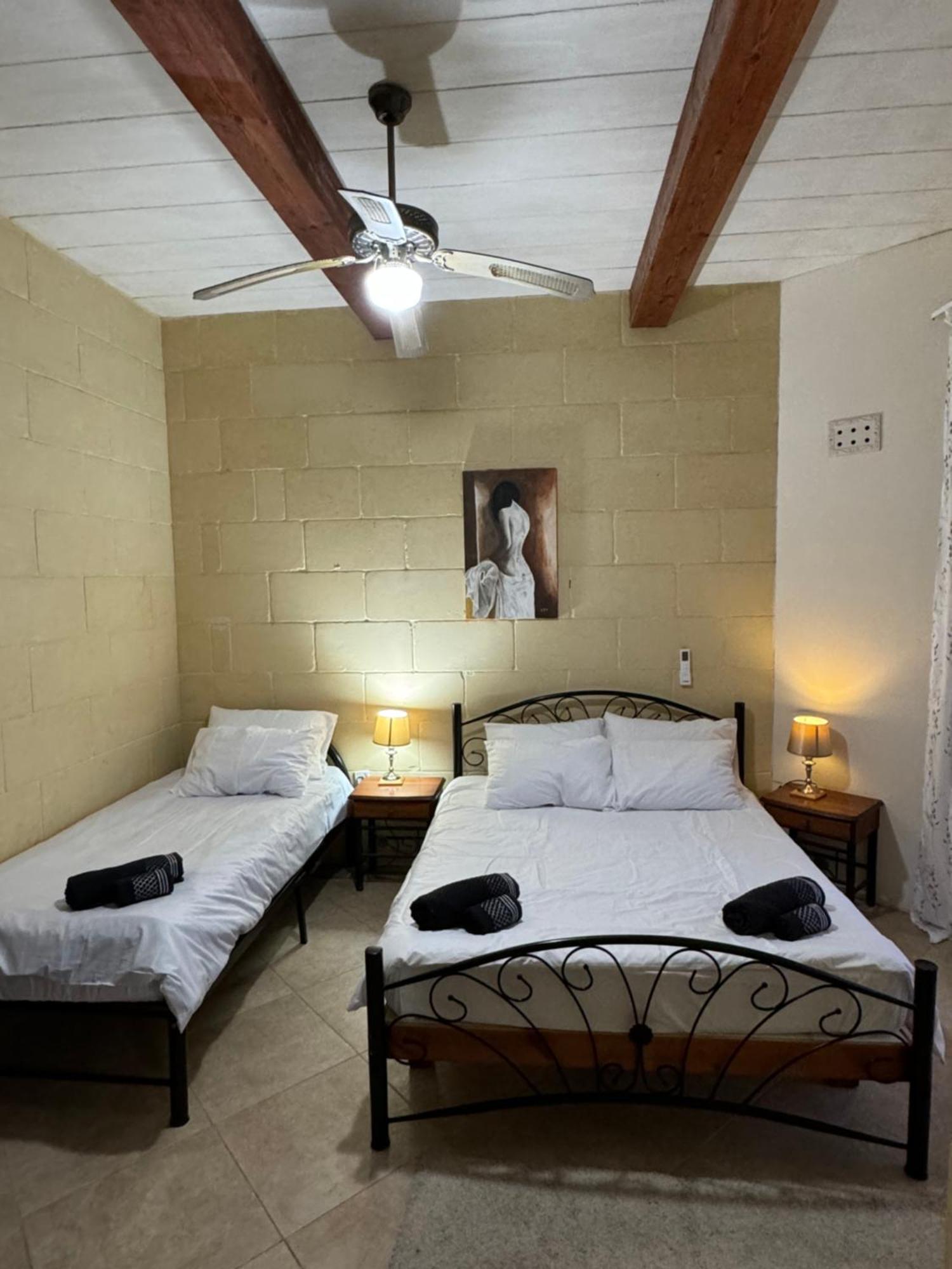 Tal-Bir Farmhouse Hotel Nadur Luaran gambar